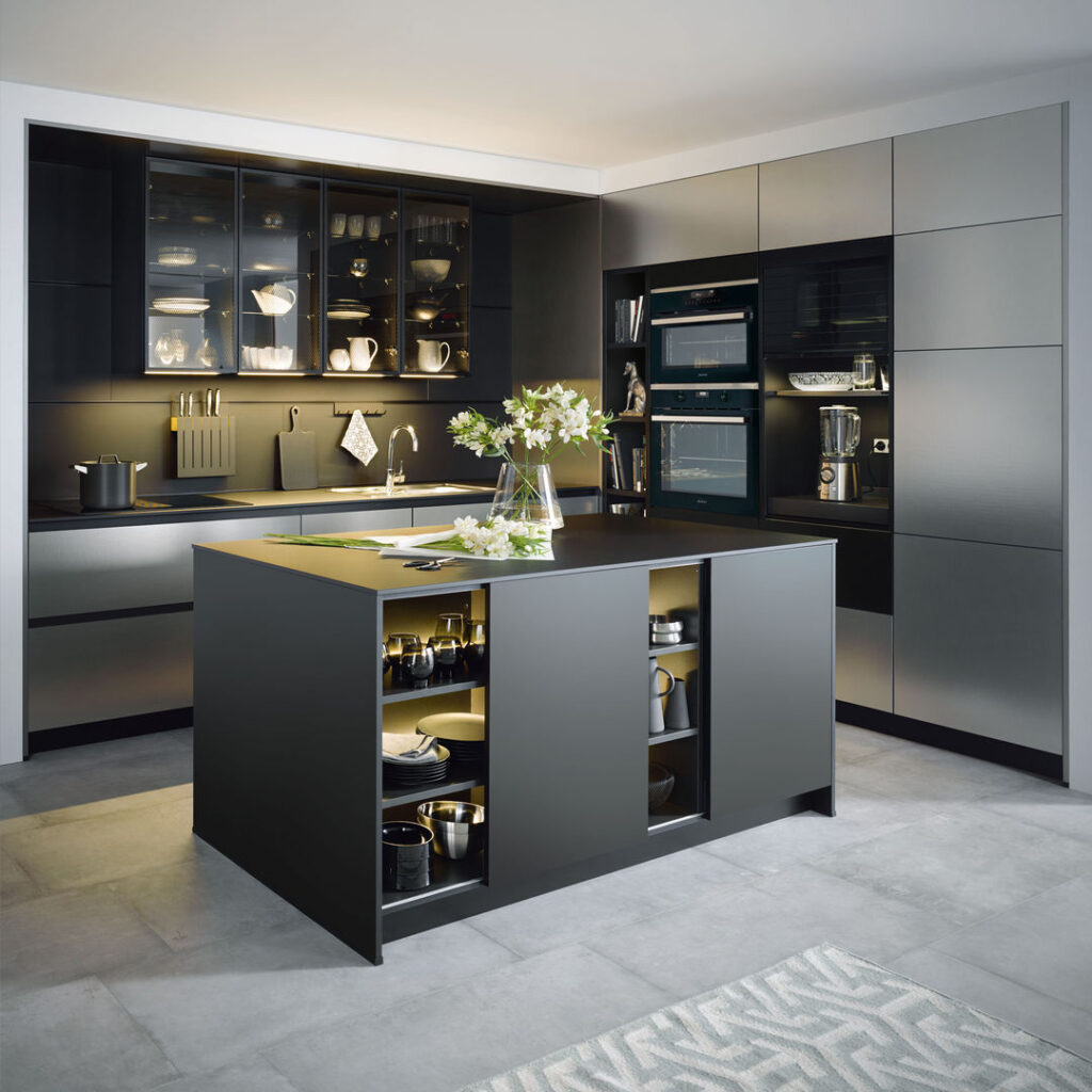 schueller kuechen Schueller Designkueche Mit Insel Schwarz Matt